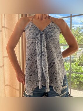 Y2K Vintage New York & Co Paisley Print Bandana Halter Top Handkerchief Hem Boho
